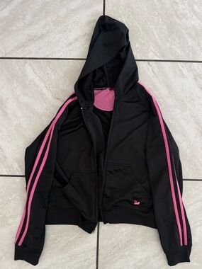 Gloria Vanderbilt Black Hoodie with Pink Mesh Accents